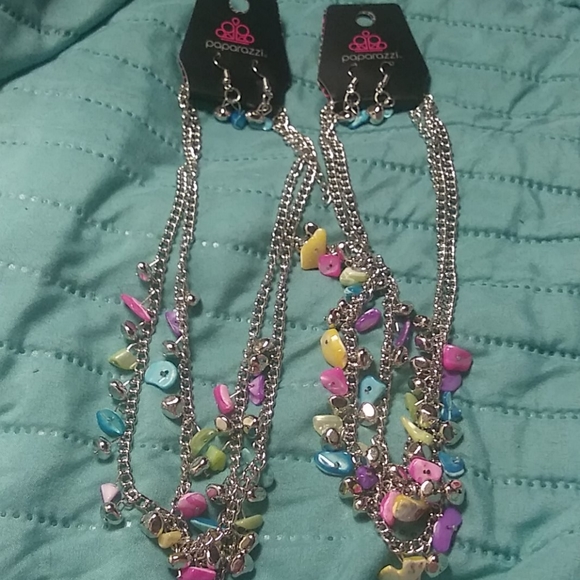 Necklace - Picture 5 of 16